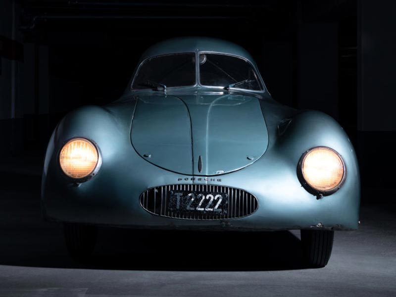 أقدم وأندر سيارة بورش للبيع ... السعر خيالي